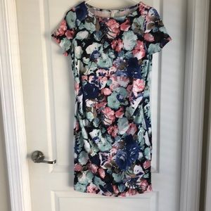 Floral maternity dress